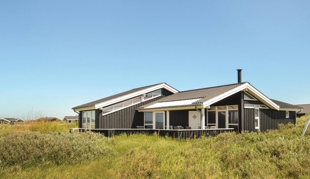 Nice home in Hjørring with sauna