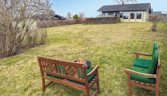 Nice home in Karrebæksminde with WiFi