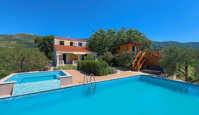 Nice home in Kastel Novi with sauna