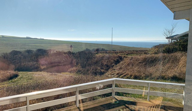 Nice home in Knebel with WiFi