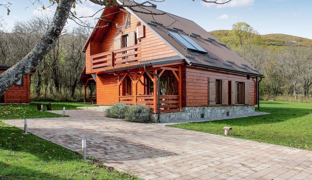 Nice home in Korenica with sauna