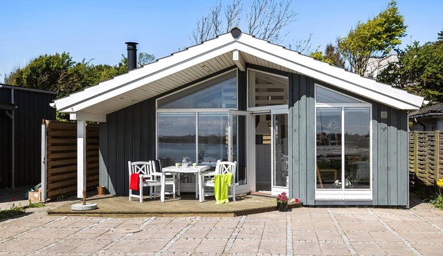 Nice home in Korsør with WiFi