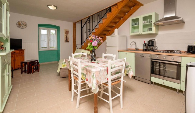 Nice home in Krnica with WiFi