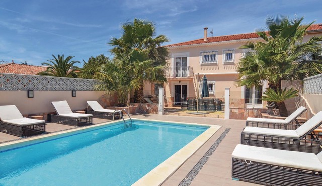 Nice home in Le Grau d'Agde