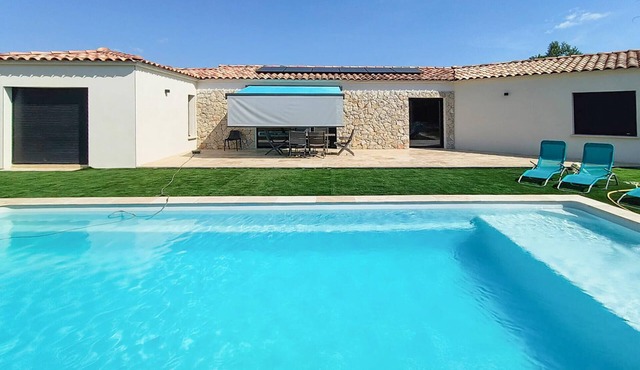 Nice home in Les Plans