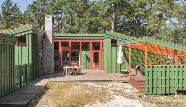 Nice home in Nexø with kitchen