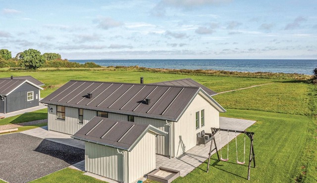 Nice home in Nordborg with sauna