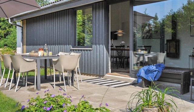 Nice home in Odder with WiFi