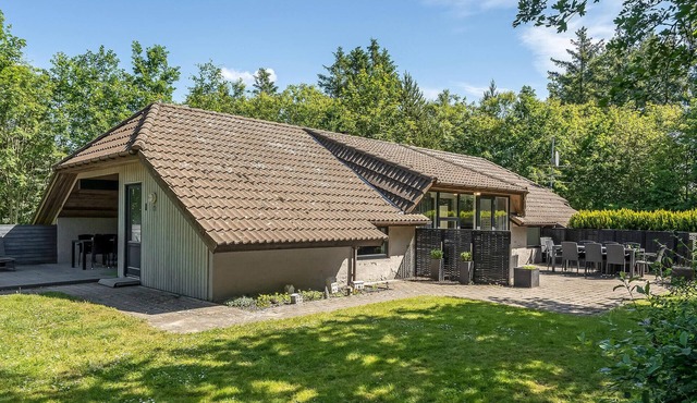 Nice home in Oksbøl with sauna