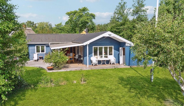 Nice home in Orø with house sea view