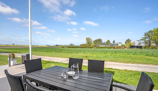 Nice home in Otterup with WiFi