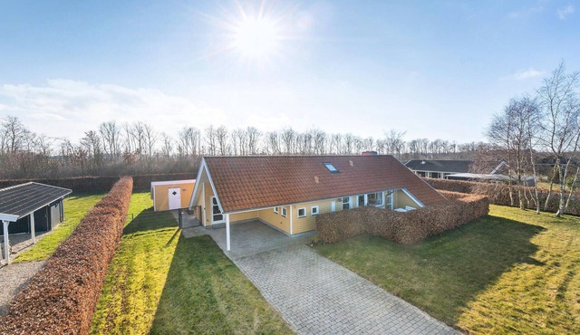 Nice home in Otterup with kitchen