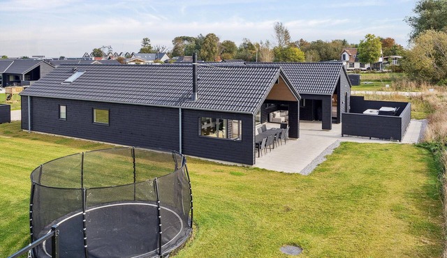 Nice home in Otterup with sauna