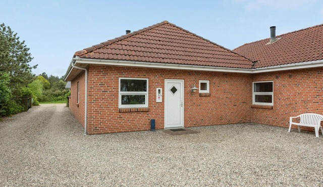 Nice home in Rømø with sauna
