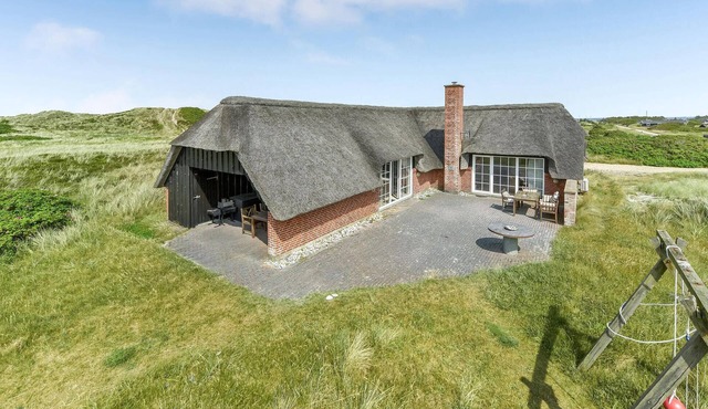 Nice home in Ringkøbing with sauna