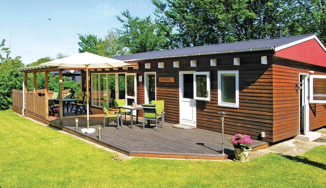 Nice home in Rønne with WiFi