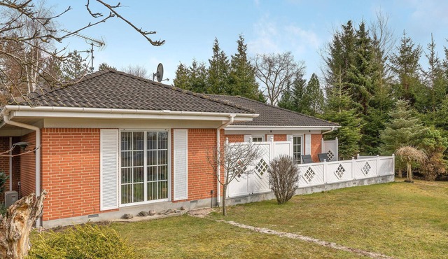 Nice home in Rønne with WiFi