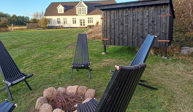 Nice home in Roslev with kitchen