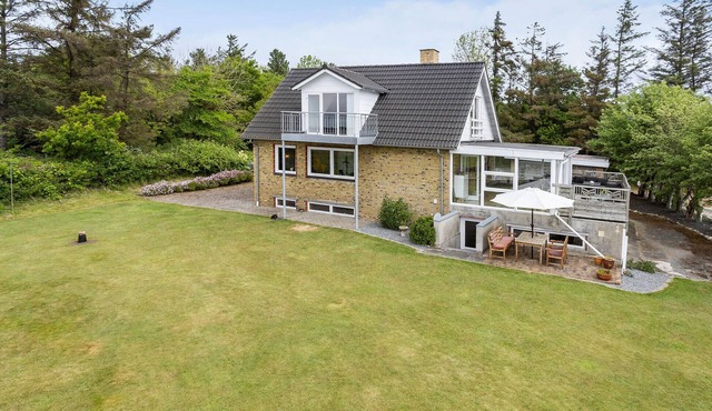Nice home in Roslev with house sea view