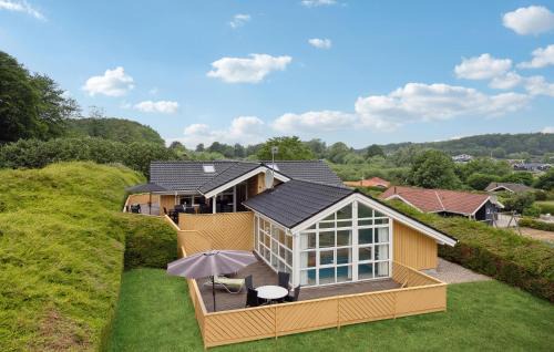 Nice Home In Rudkøbing With Sauna