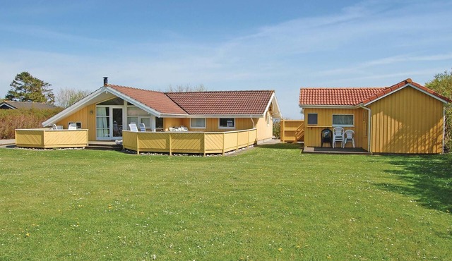 Nice home in Rudkøbing with sauna