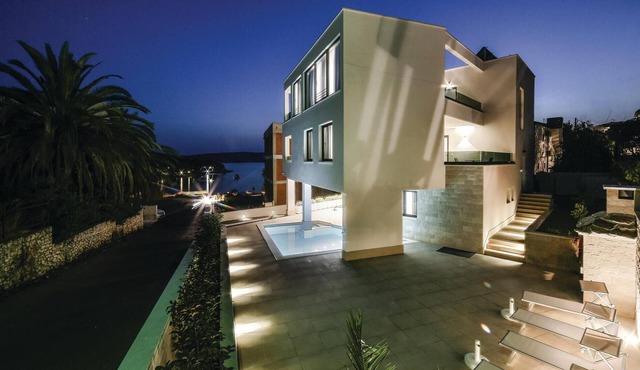 Nice home in Saldun with sauna