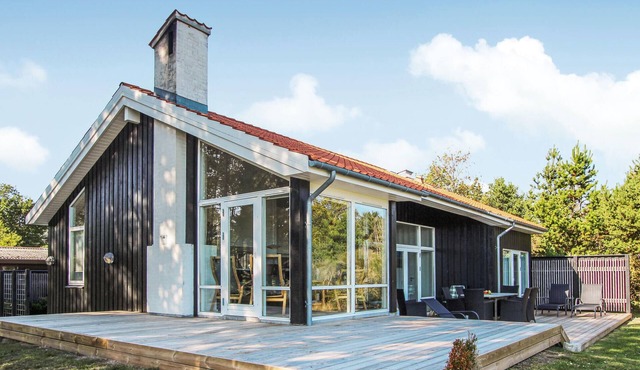 Nice home in Samsø with kitchen