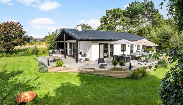 Nice home in Samsø with Wi-Fi