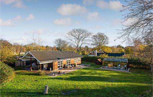 Nice Home In Sjællands Odde With Wifi