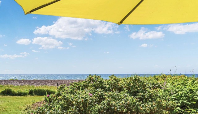 Nice home in Sjællands Odde with WiFi