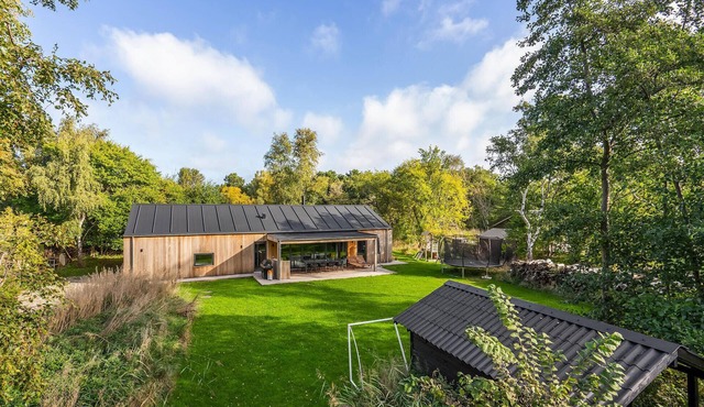 Nice home in Sjællands Odde with sauna