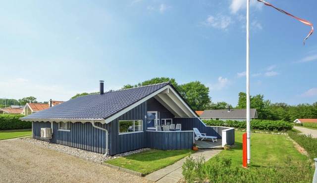 Nice home in Sjølund with sauna