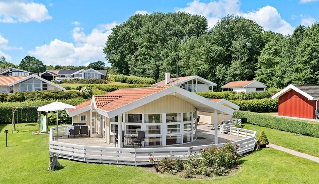 Nice home in Sjølund with sauna