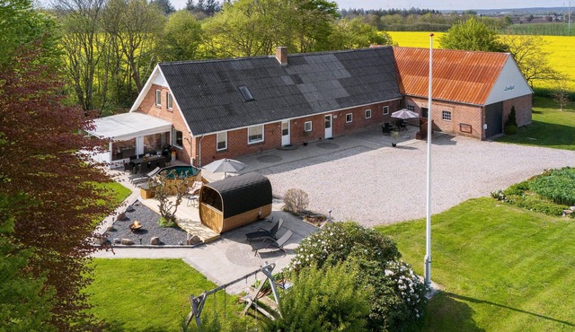Nice home in Sønder Felding with sauna