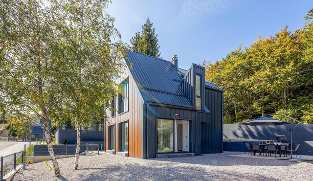 Nice home in Stari Laz with sauna
