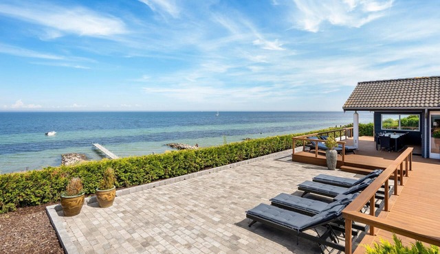 Nice home in Strøby with WiFi