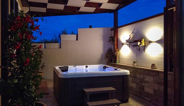 Nice home in Sucuraj with WiFi