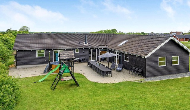 Nice home in Sydals with sauna