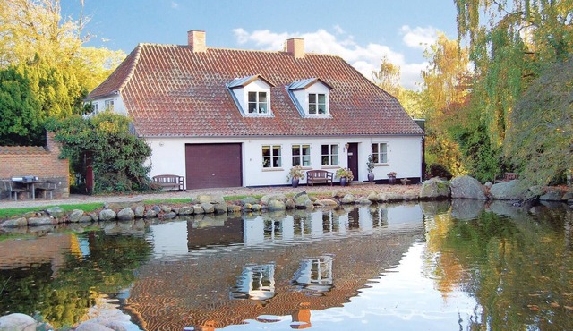 Nice home in Sydals with house sea view