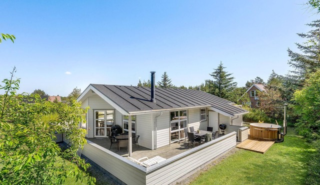 Nice home in Thisted with sauna