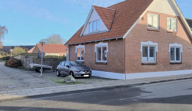 Nice home in Thyholm with WiFi