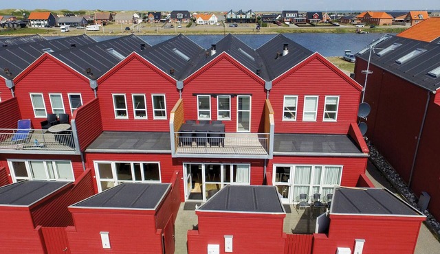 Nice home in Ulfborg with sauna