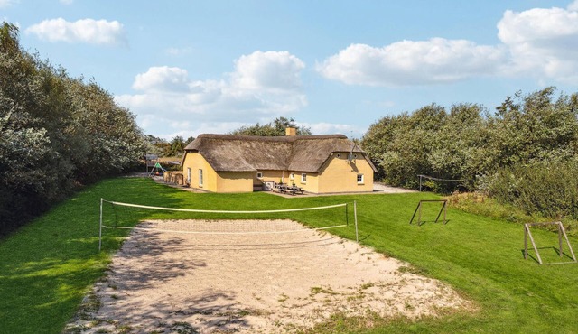 Nice home in Ulfborg with sauna