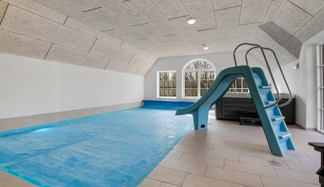 Nice home in Ulfborg with sauna