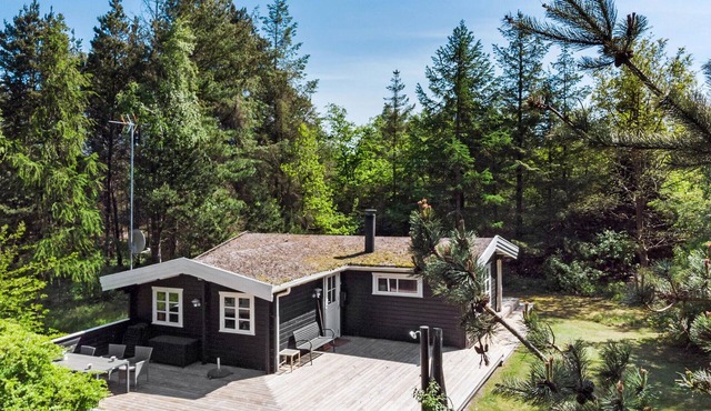 Nice home in Væggerløse with WiFi