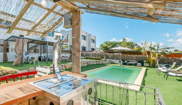 Nice home in Valldemar with WiFi