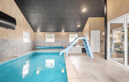 Nice Home In Vejers Strand With Kitchen