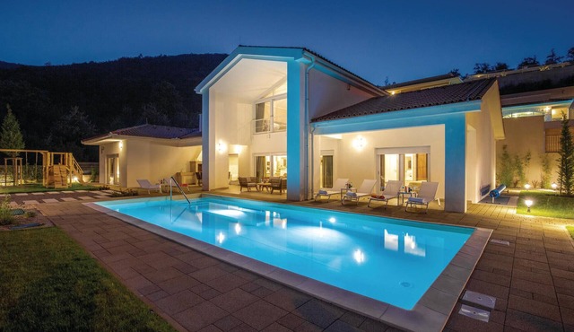 Nice home in Veprinac with sauna