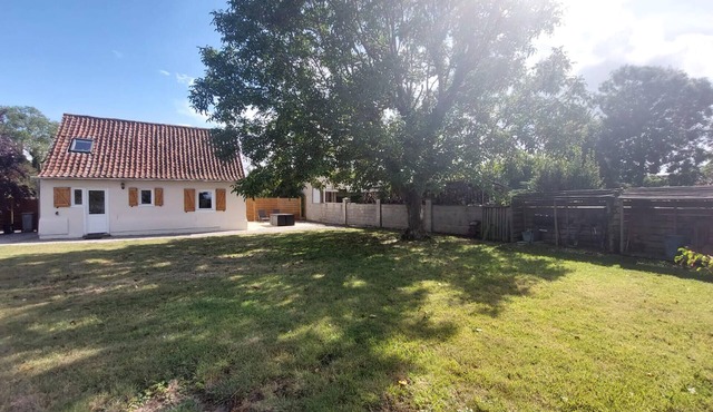 Nice home in Zutkerque with WiFi