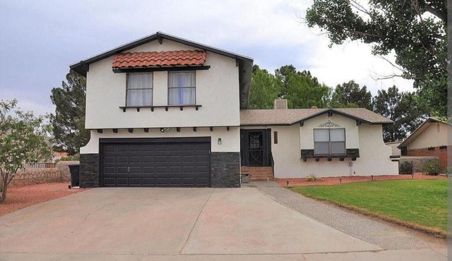 NICE HOME NEAR I10, 4 BEDROOM, 9PPL, WESTSIDE